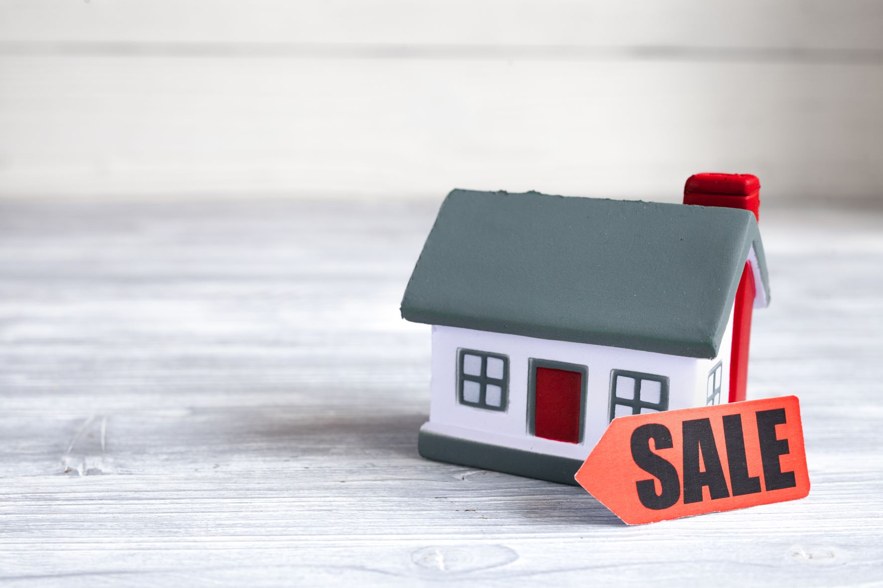 Selling With a Realtor vs. Selling on Your Own
